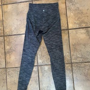 Size 6 lightly worn Lululemon aligns